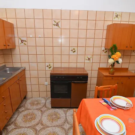 Casa Lucio * توري كوليمينا